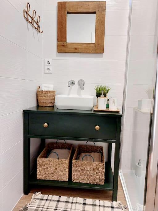 The Bird House Apartment Назаре Екстериор снимка