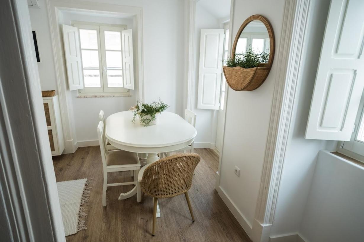 The Bird House Apartment Назаре Екстериор снимка