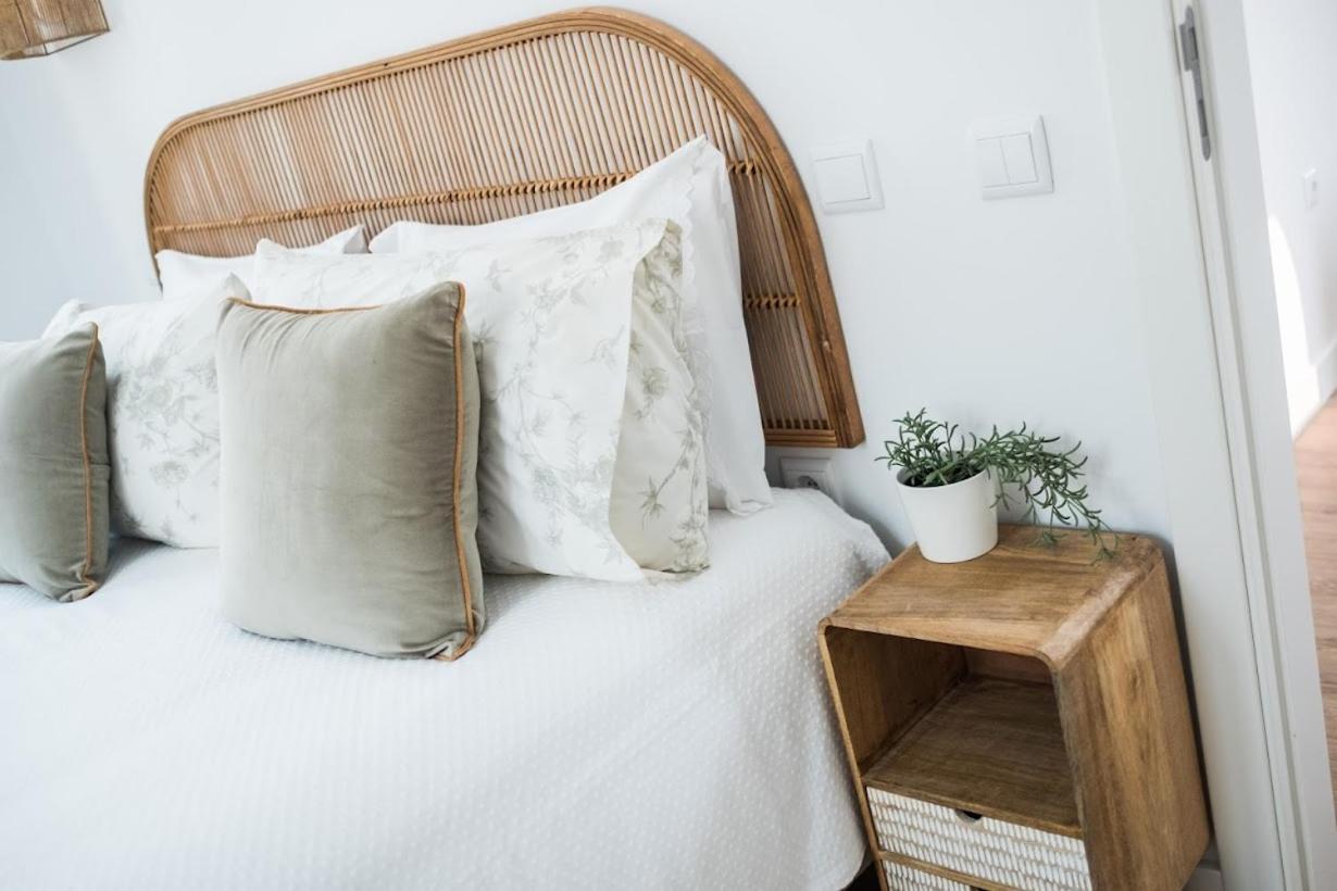 The Bird House Apartment Назаре Екстериор снимка